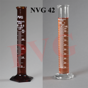 MEASURING CYLINDERS AMBER WITH SPOUT