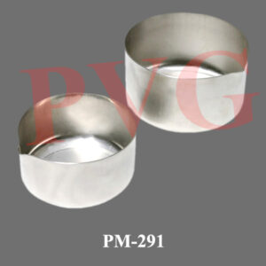 Used for evaporation and various others applications. Dimensions accurate in size and Good quality long life . Heavy gauge nickel dishes with straight side and flat base with pourlip Capacity ml............................. 50 100 200 300