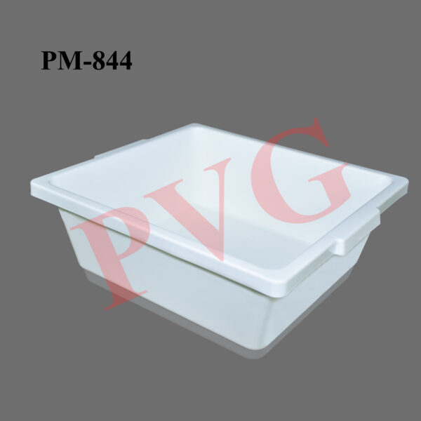 Polypropylene Tray, can be utilized for purposes ranging from drying glassware to sterilizing and to store any laboratory apparatus. Capacity.................................. 375 x 350 x 130 mm